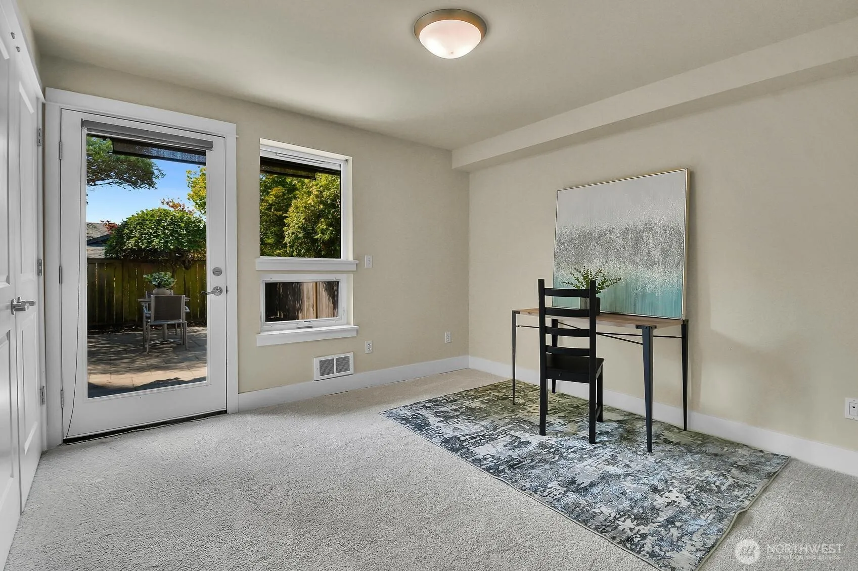 Property photo for 11711 Greenwood Ave N #b, Seattle photo 4
