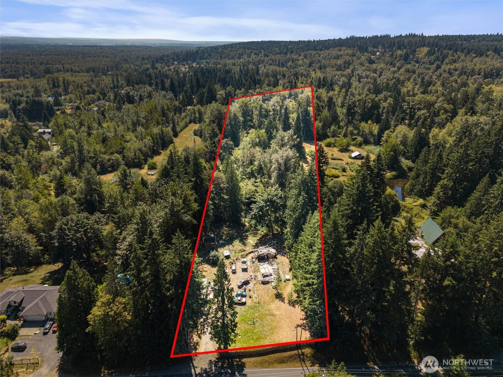 Property photo for 908 140th Street Ne, Marysville photo 4