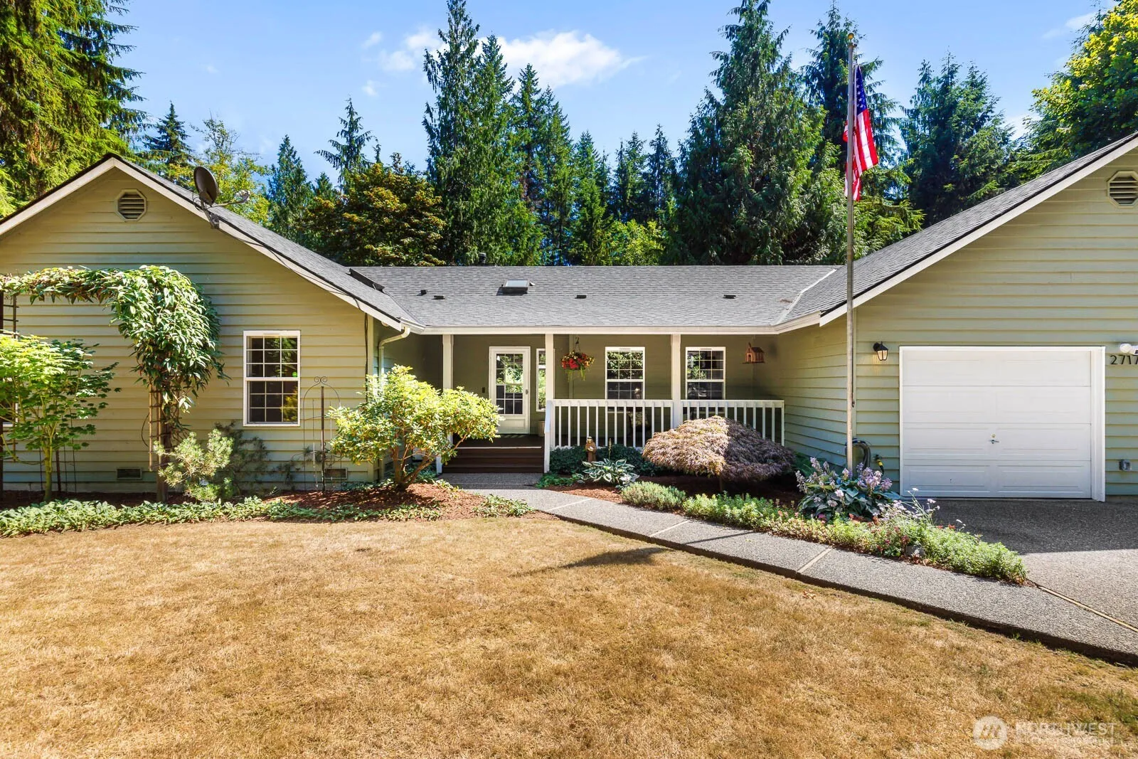 Property photo for 2717 Newberg Road, Snohomish photo 2