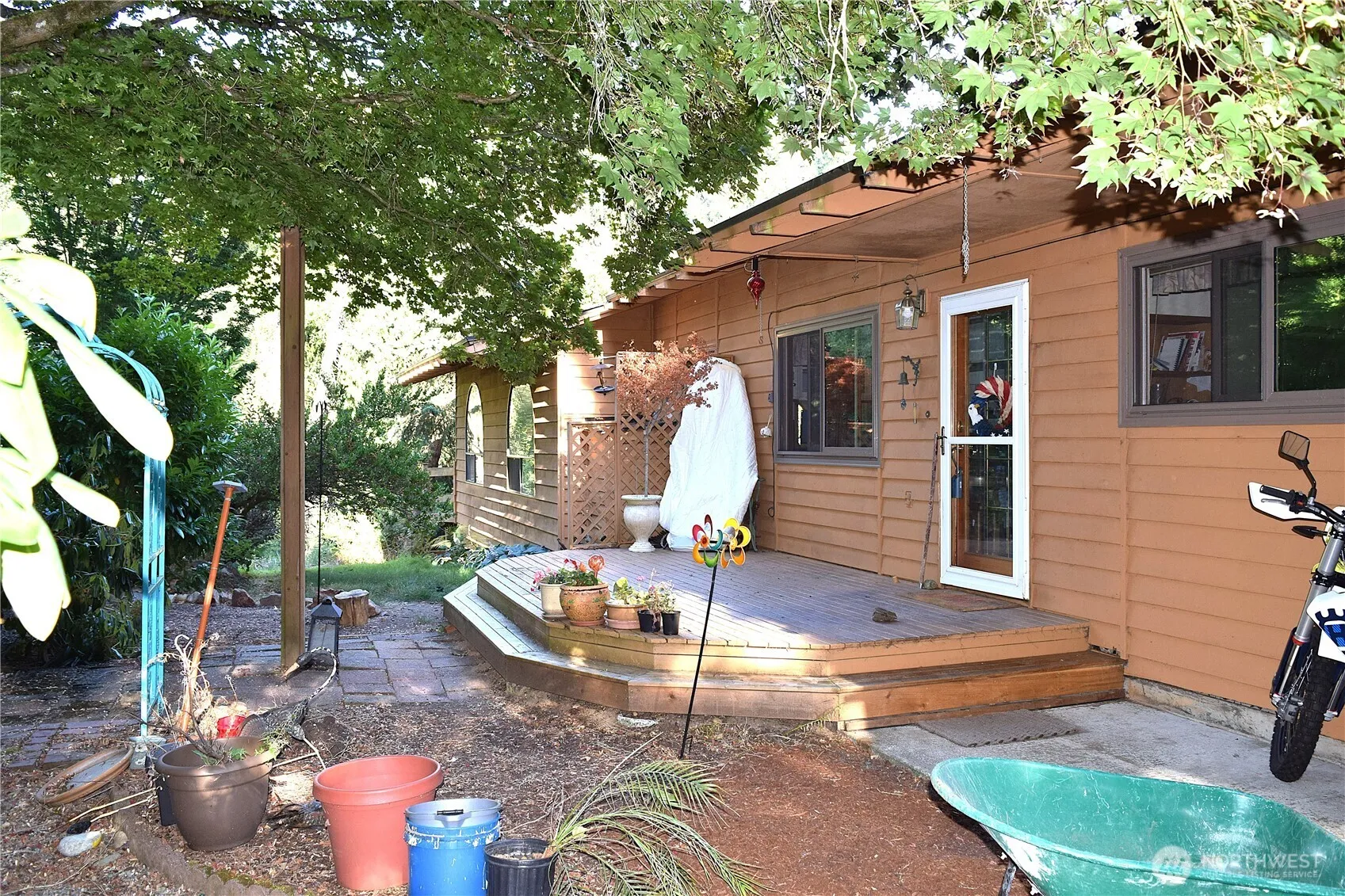 Property photo for 3520 Ne 204th Street, Lake Forest Park photo 3