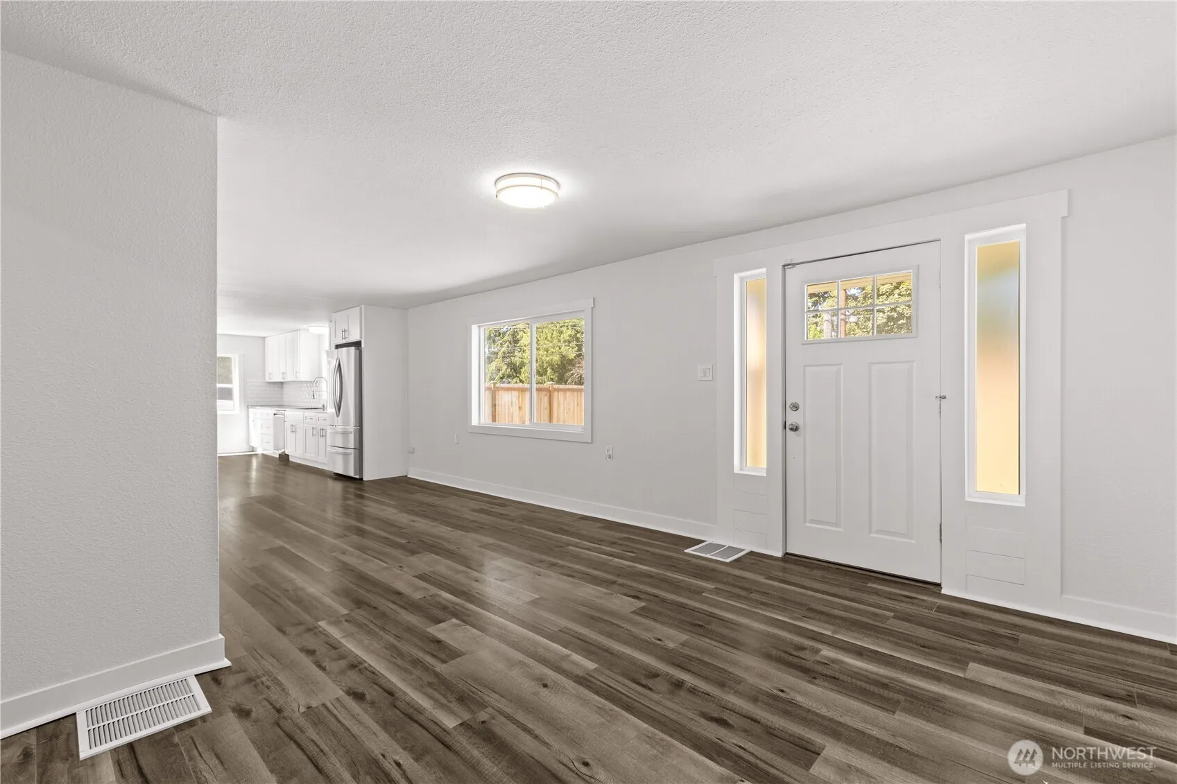 Property photo for 8823 S Yakima Avenue, Tacoma photo 3