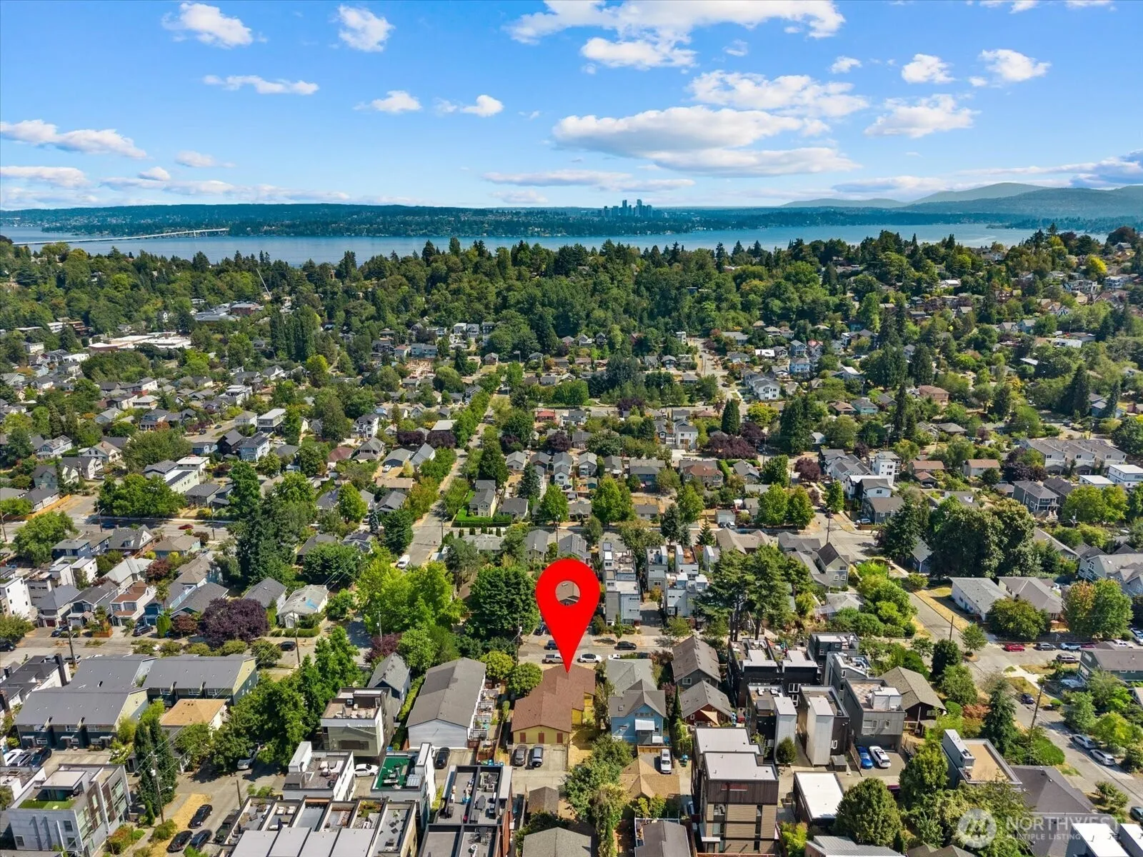 Property photo for 125 27th Avenue E, Seattle photo 2