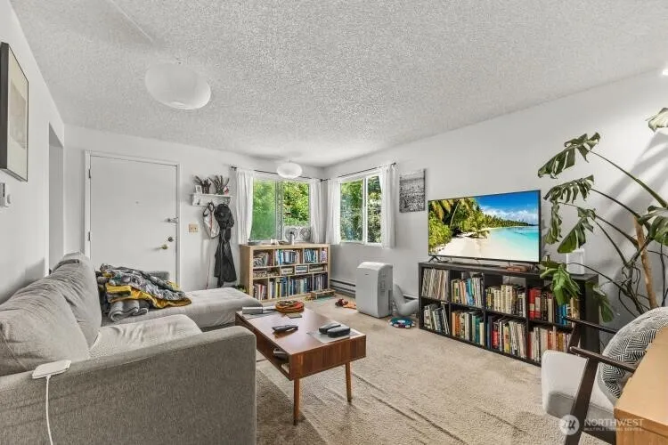 Property photo for 125 27th Avenue E, Seattle photo 5