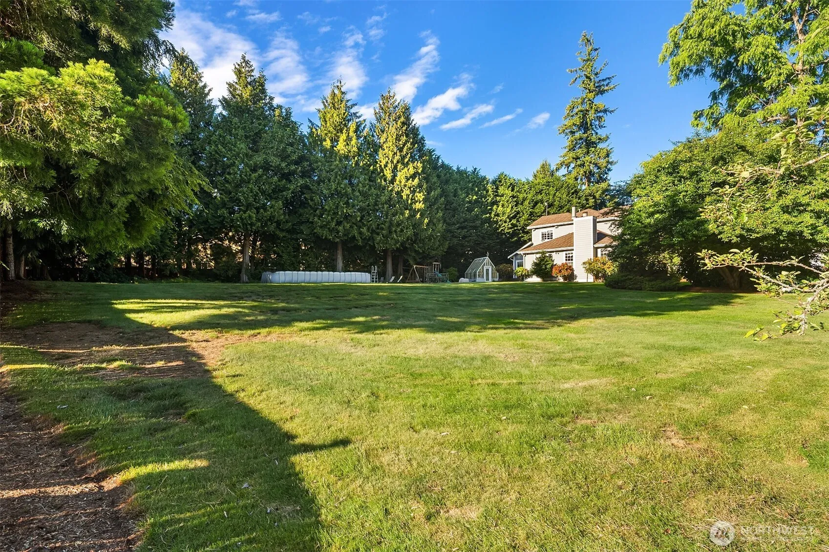 Property photo for 1631 180th Place Sw, Lynnwood photo 2