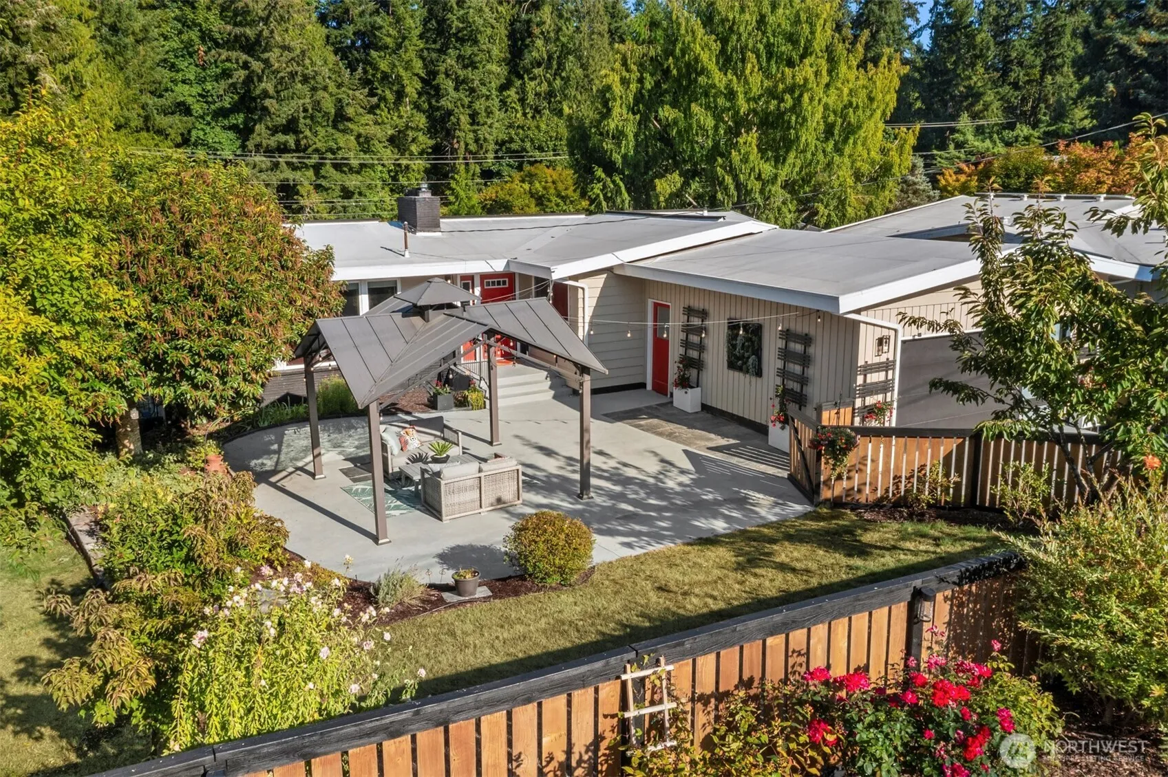 Property photo for 1512 167th Avenue Se, Bellevue photo 2