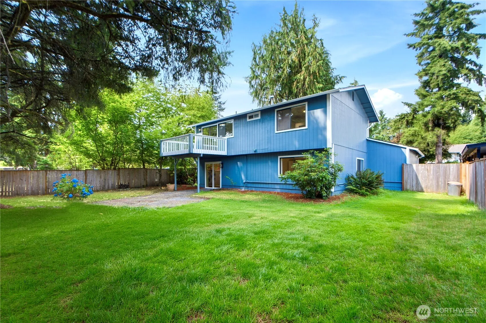 Property photo for 20411 14th Drive Se, Bothell photo 3