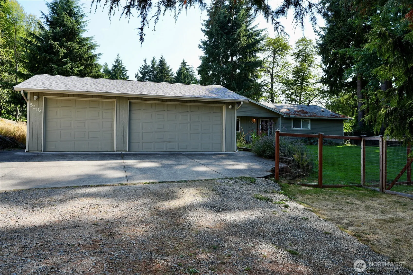 Property photo for 5204 53rd Street W, University Place photo 2