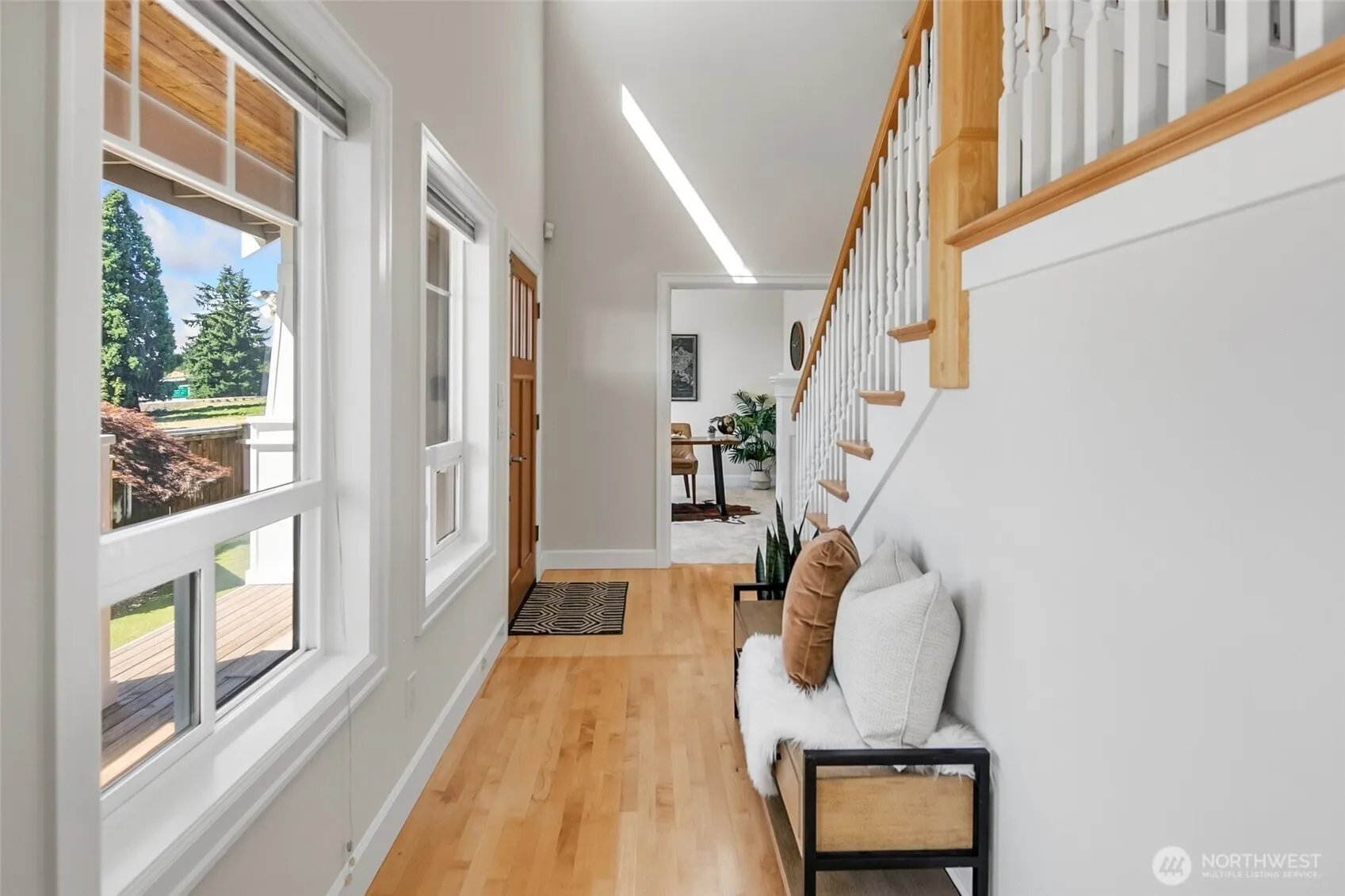 Property photo for 7208 8th Avenue Ne, Seattle photo 3