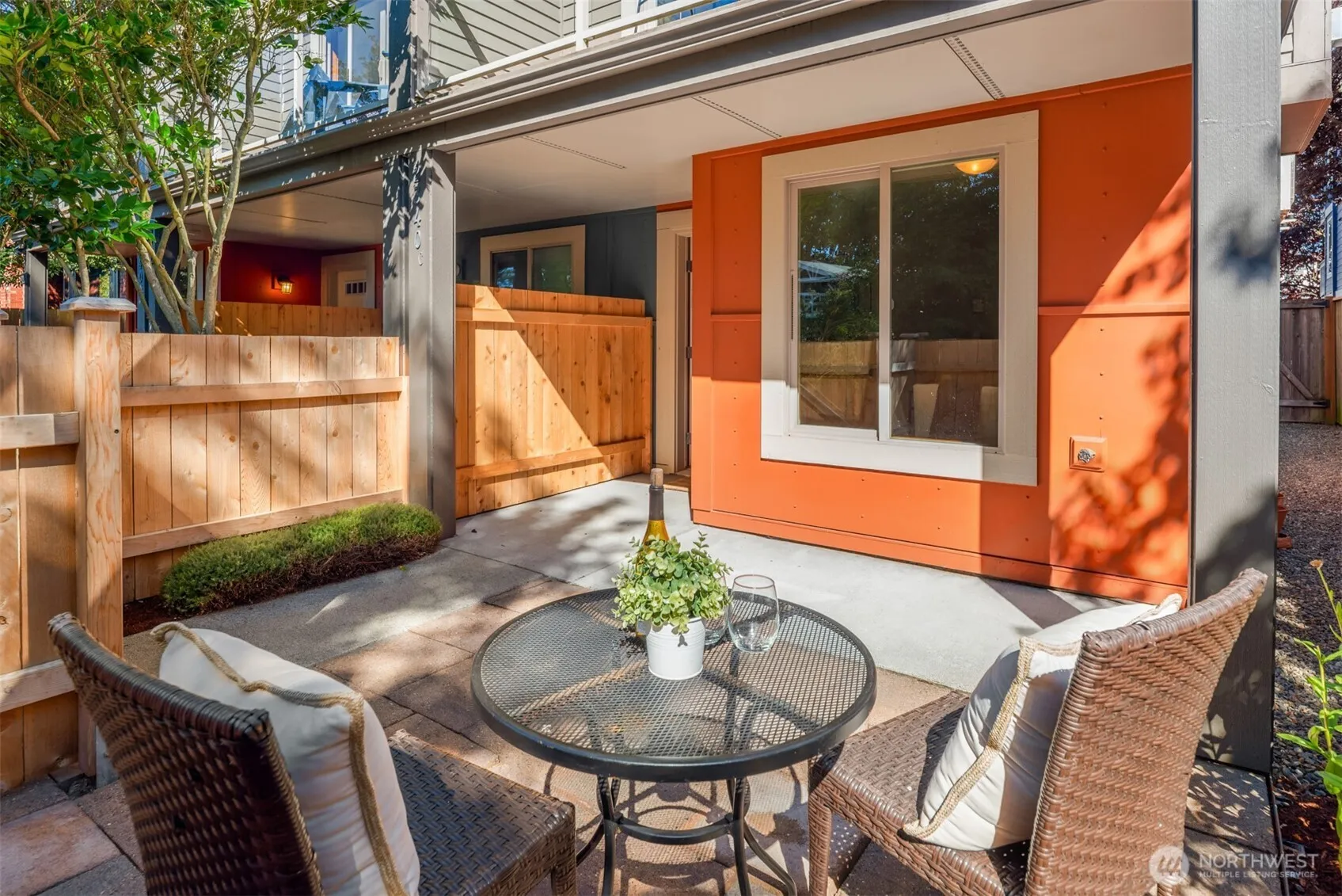 Property photo for 2340 44th Avenue Sw #c, Seattle photo 5