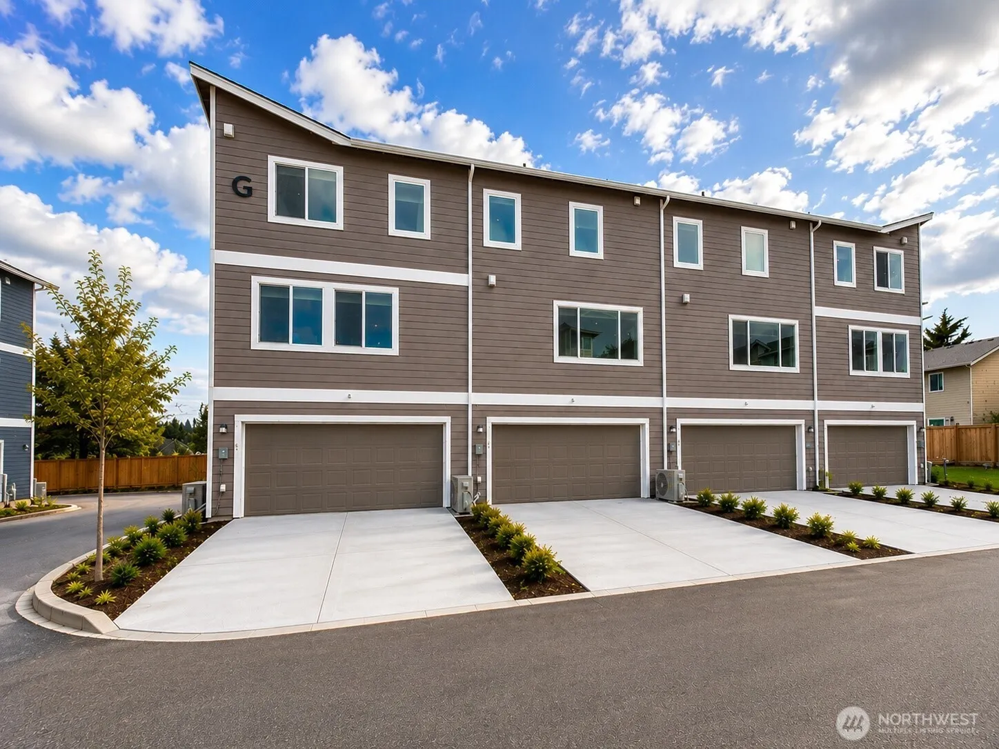 Property photo for 9811 31st Avenue Se #g2, Everett photo 2