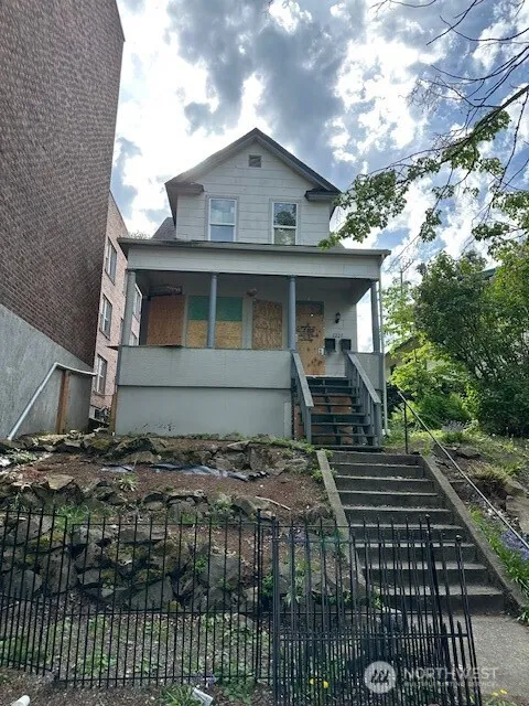 Property photo for 1220 Yakima Avenue, Tacoma