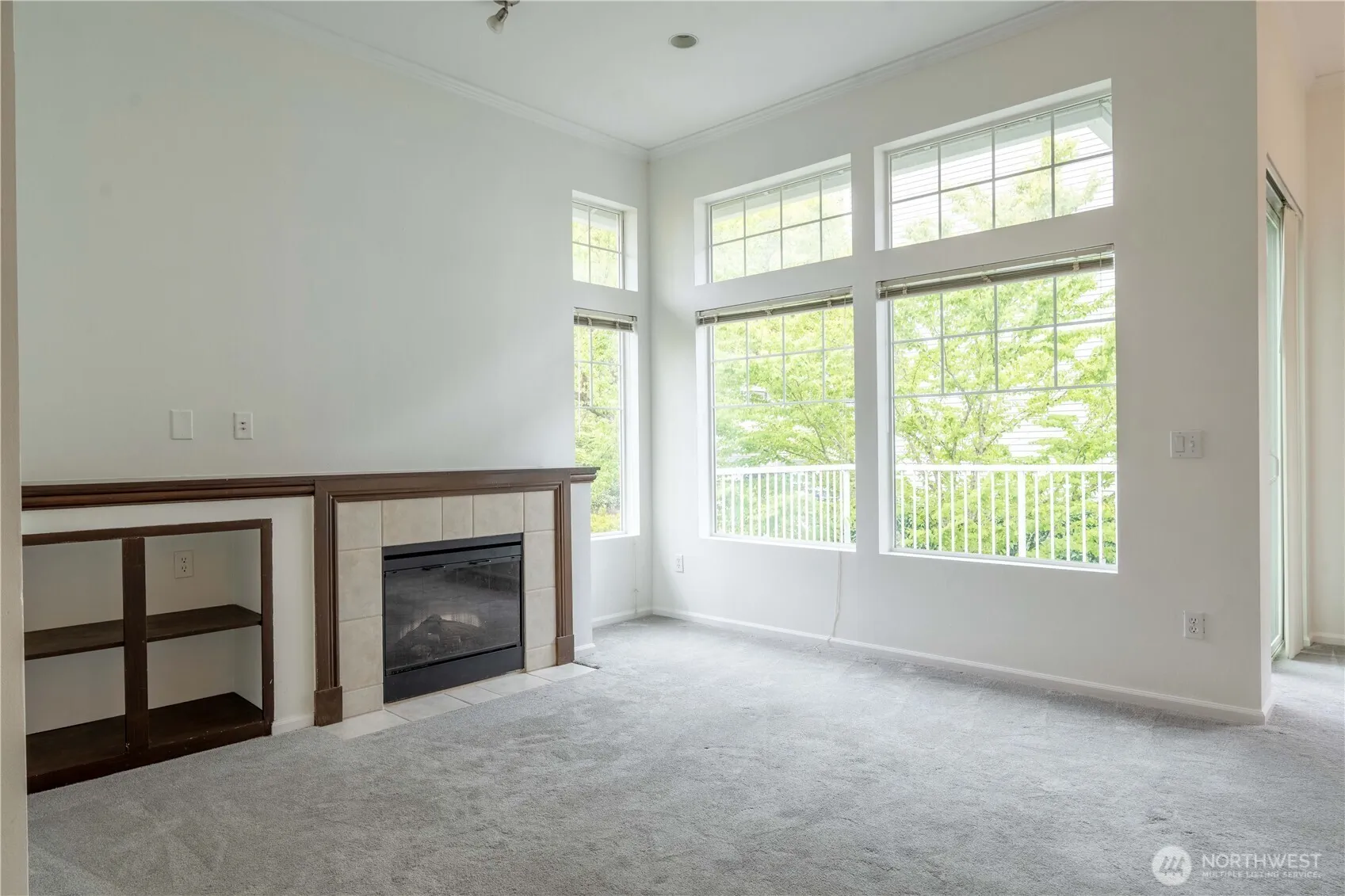 Property photo for 4050 S 212th Court #b, Sea Tac photo 2