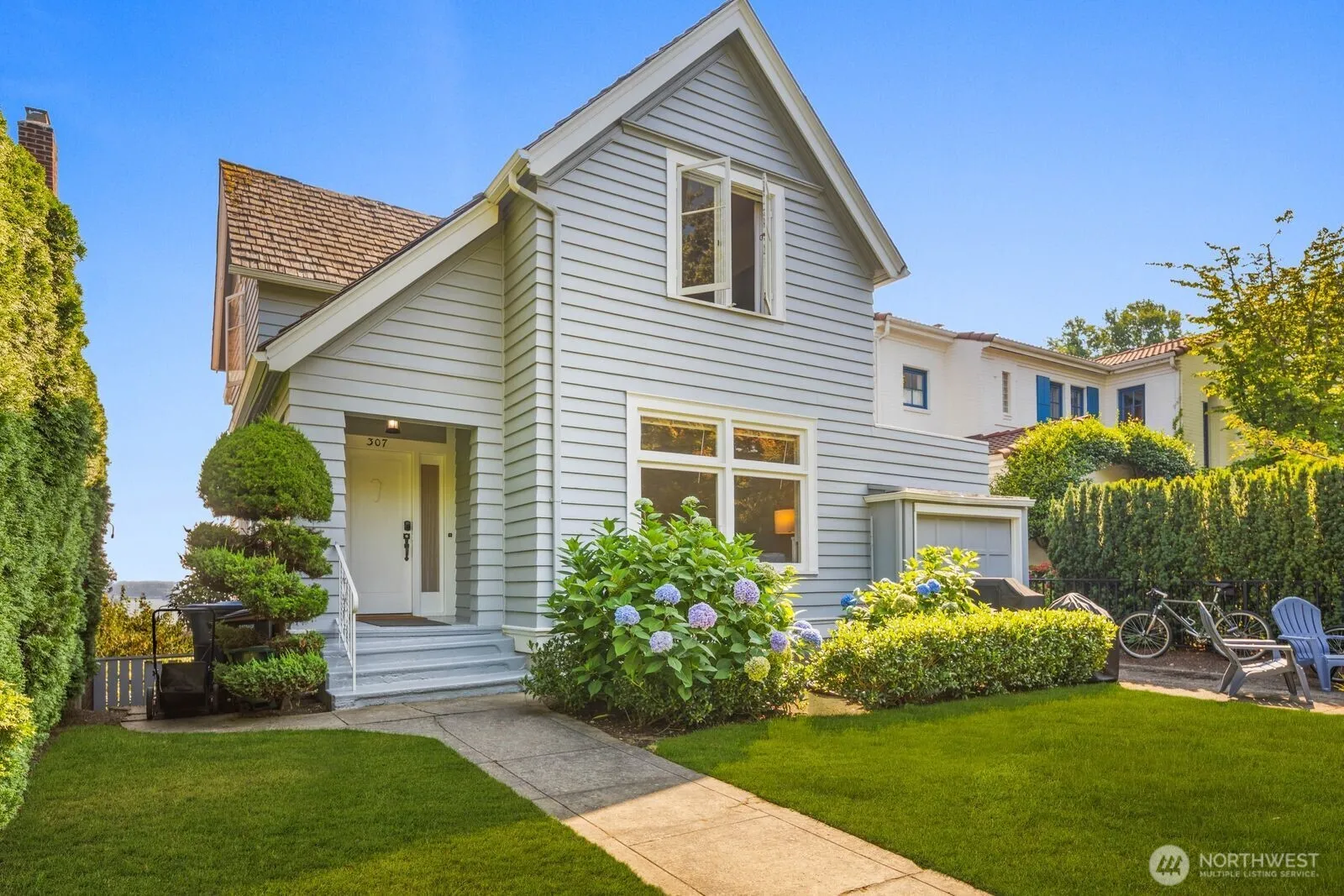 Property photo for 307 W Highland Drive, Seattle photo 3