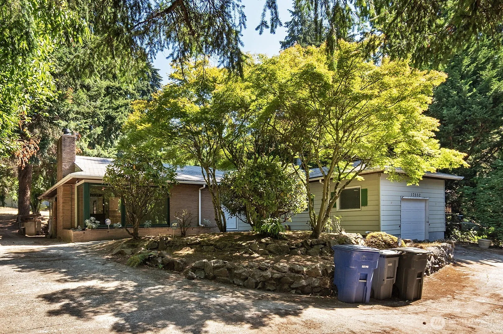 Property photo for 17552 Ballinger Way Ne, Lake Forest Park photo 4