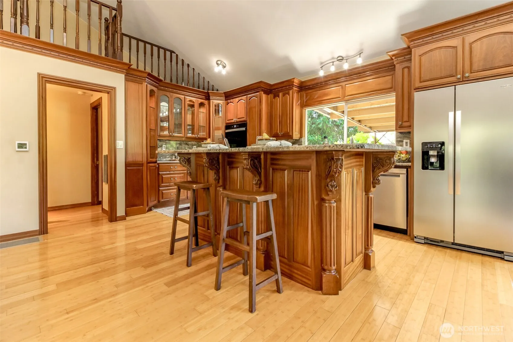 Property photo for 30455 Kent Black Diamond Road, Kent photo 5