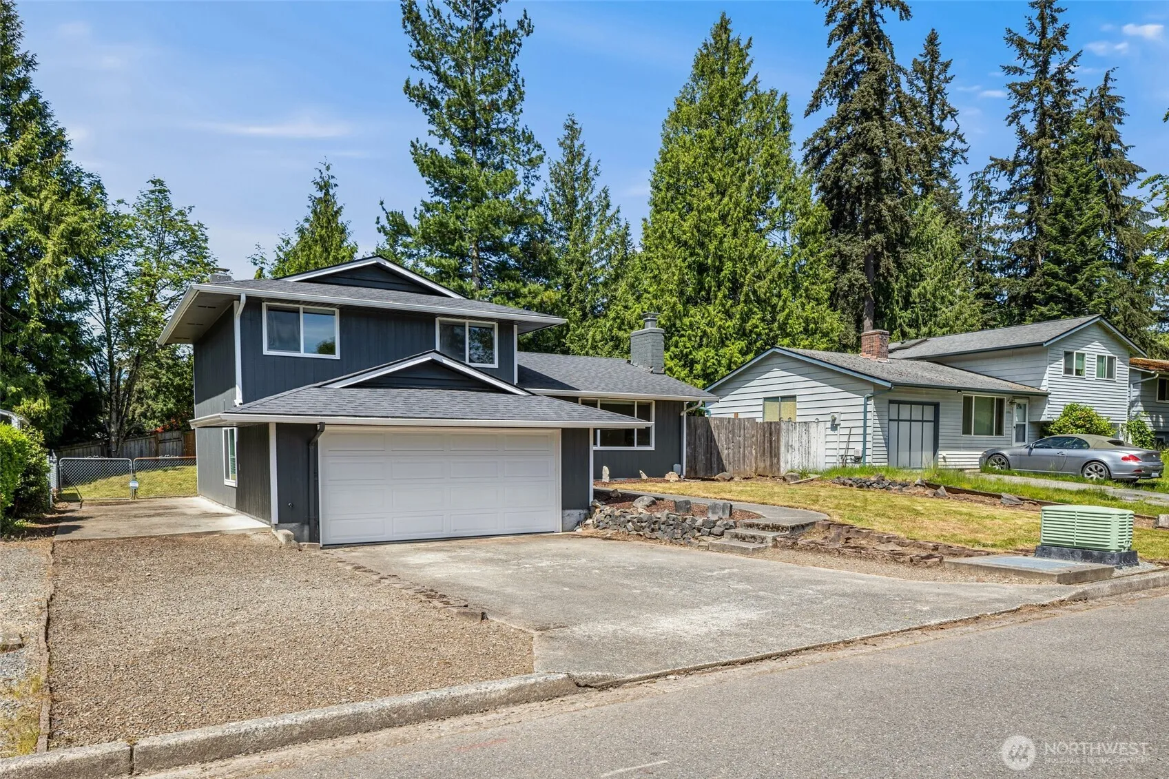 Property photo for 11422 31st Avenue Se, Everett photo 2