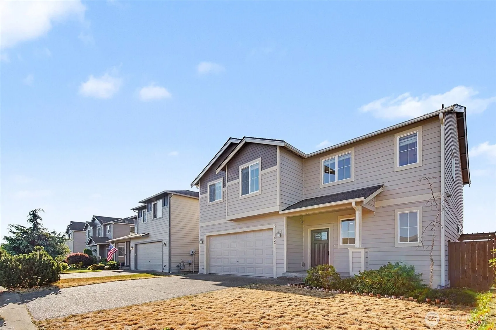 Property photo for 924 S 134th Street, Tacoma photo 3