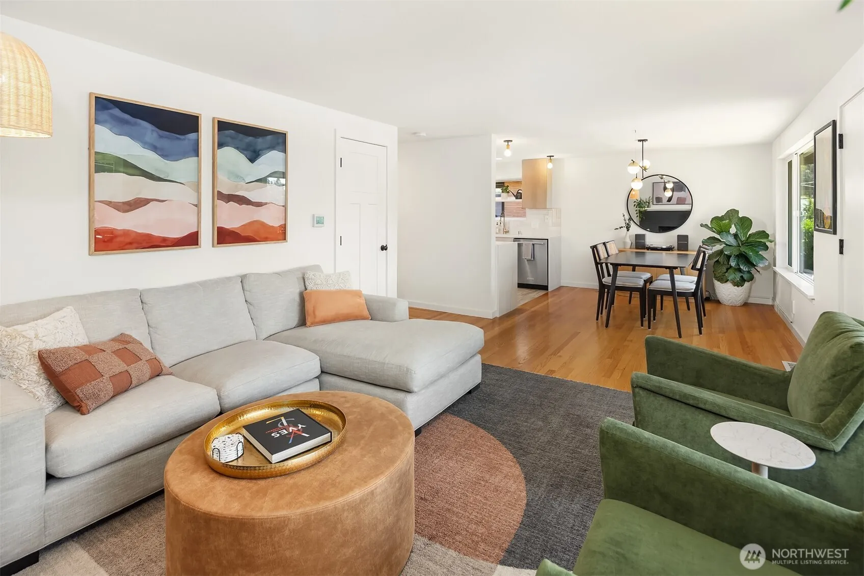 Property photo for 2502 Ne 68th Street, Seattle photo 5