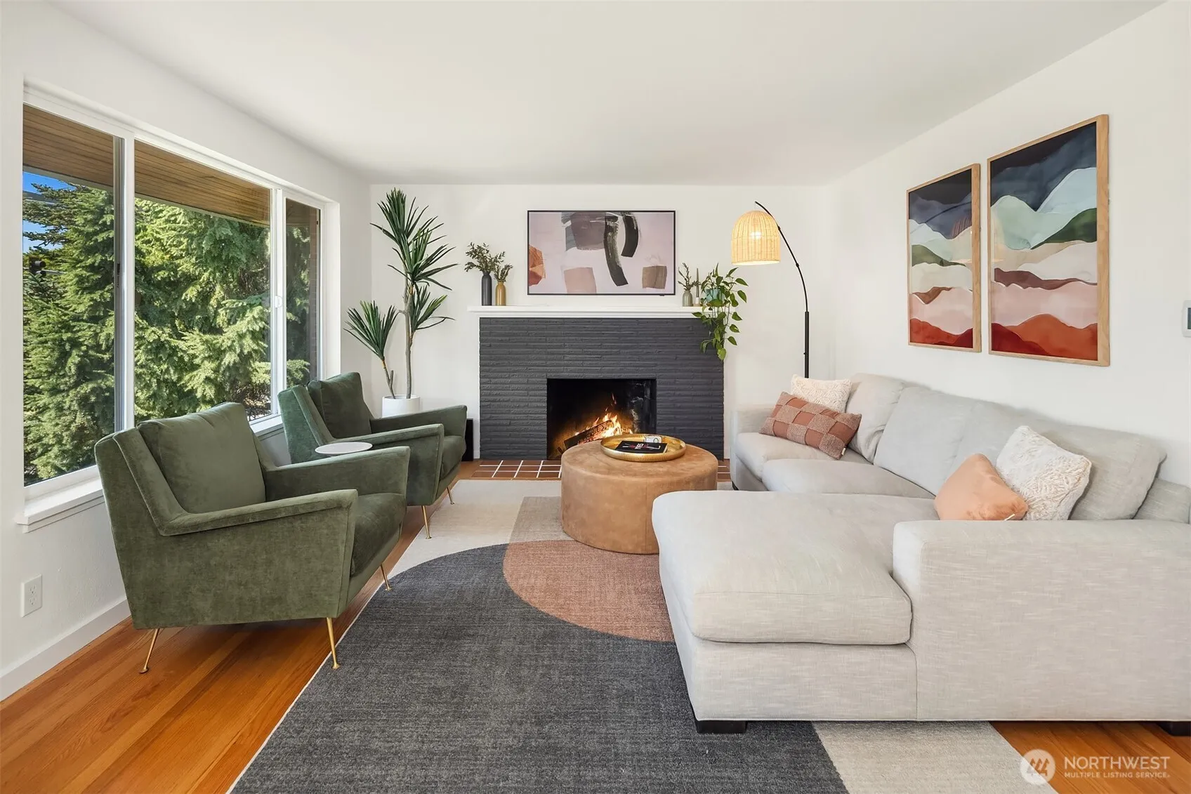 Property photo for 2502 Ne 68th Street, Seattle photo 3