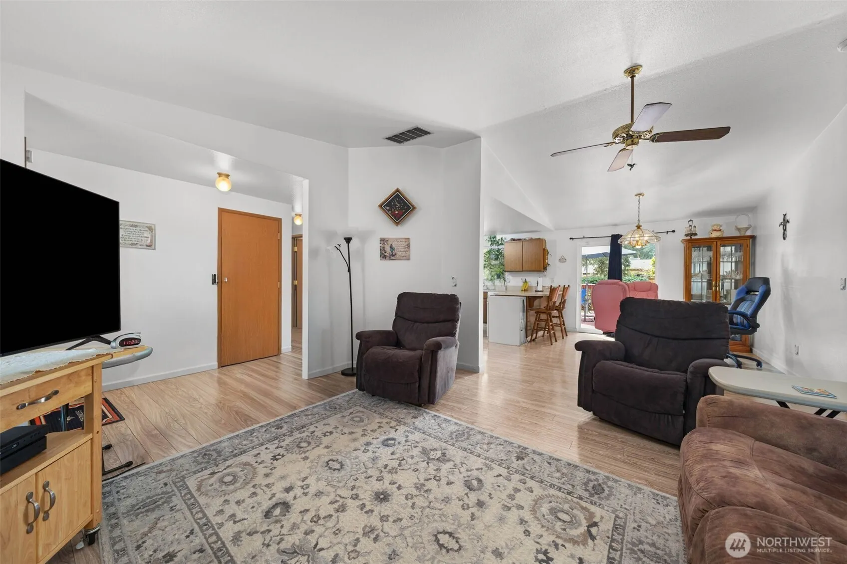 Property photo for 20608 116th Street Ct. E, Bonney Lake photo 3