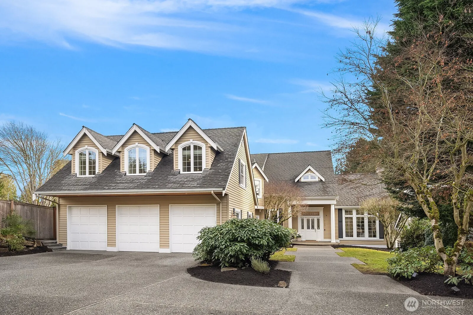 Property photo for 17120 Se 29th Place, Bellevue