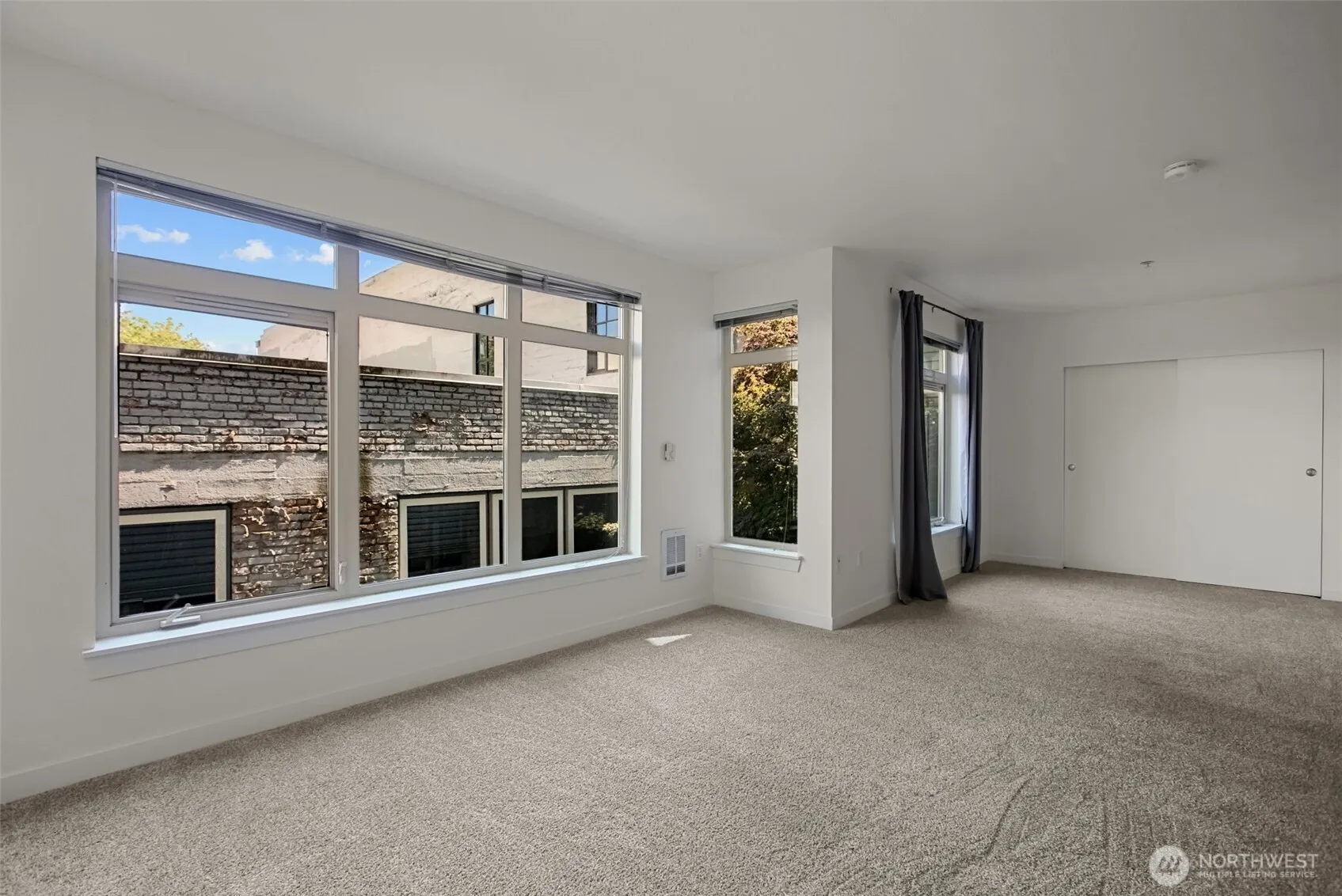 Property photo for 1610 Belmont Avenue #314, Seattle photo 4