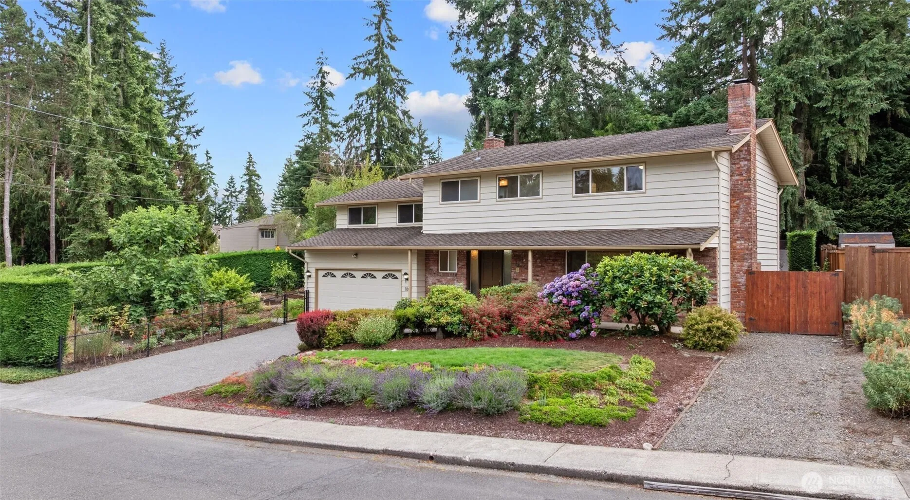 Property photo for 1007 174th Avenue Ne, Bellevue
