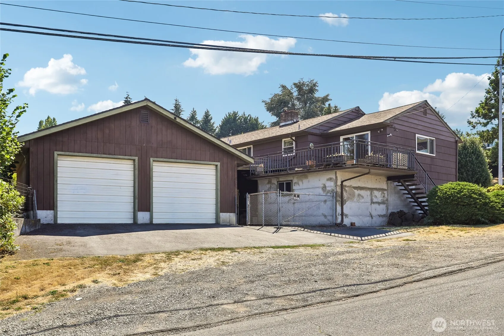 Property photo for 13004 Ambaum Boulevard Sw, Burien photo 2