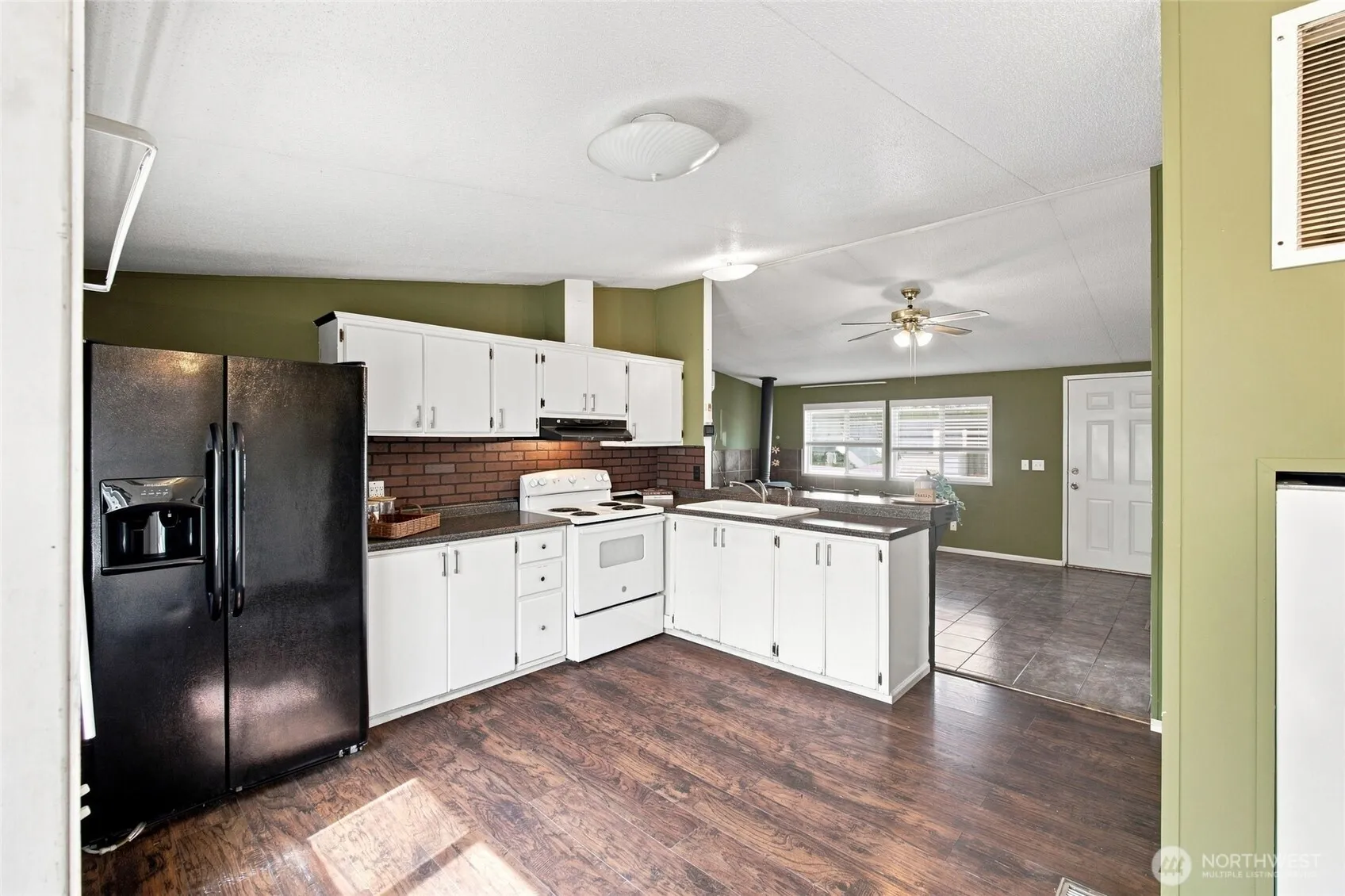 Property photo for 11509 20th Avenue Ct E #32, Tacoma photo 5