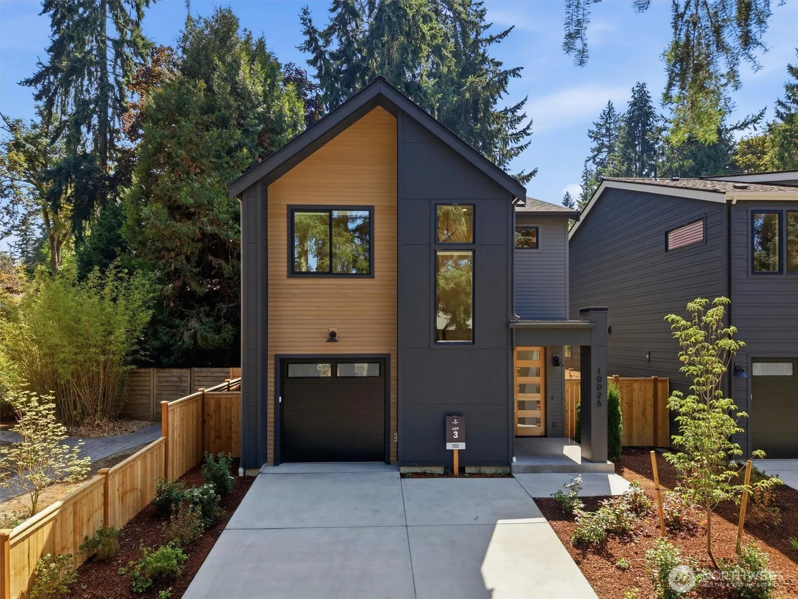 Property photo for 10026 Slater Avenue Ne, Kirkland