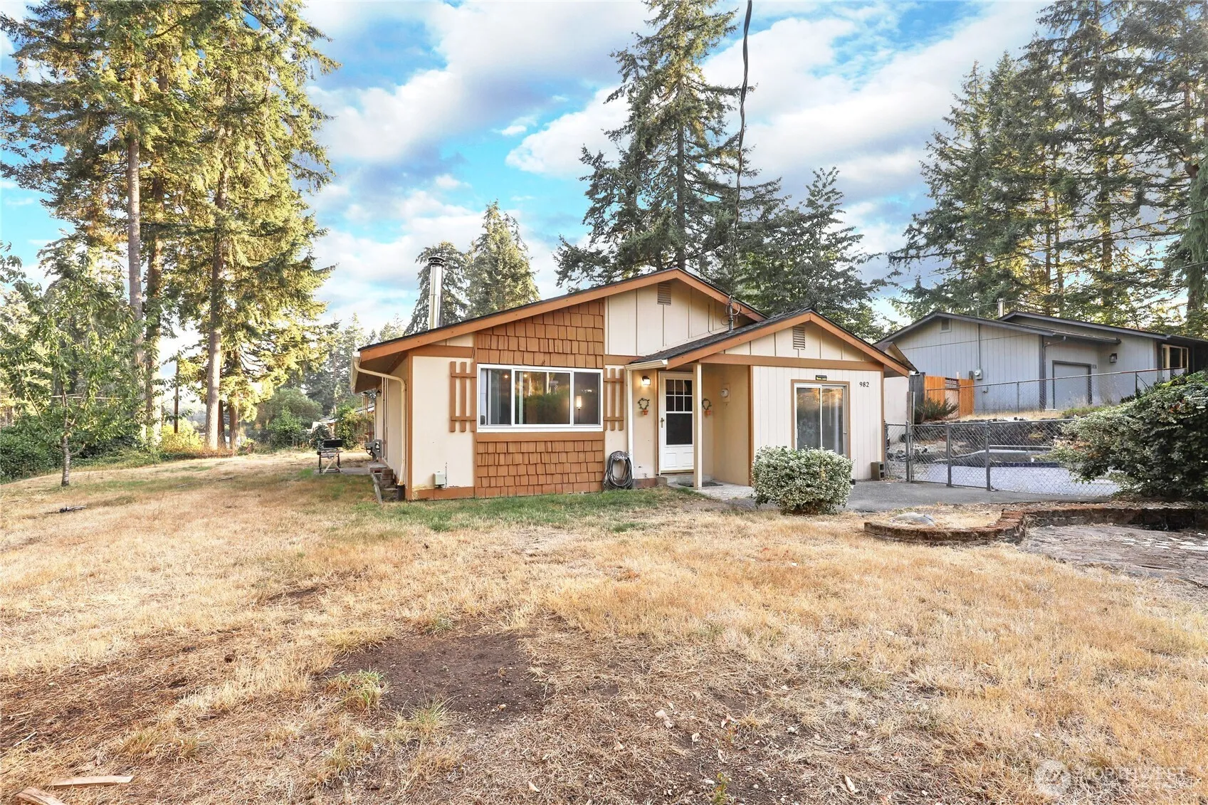 Property photo for 982 Sw Shannon Drive, Port Orchard