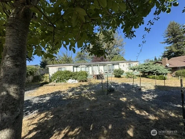 Property photo for 13745 42nd Avenue S, Tukwila