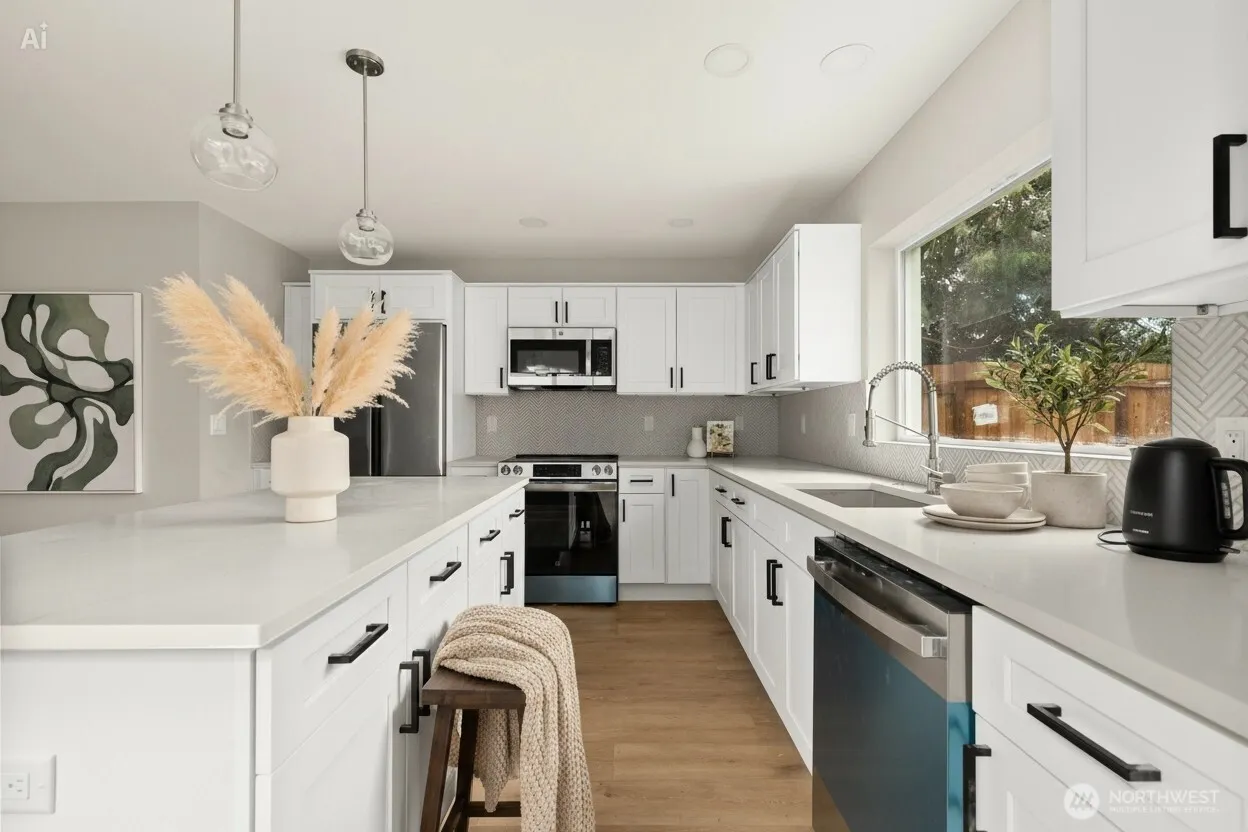 Property photo for 1404 N 136th Street, Seattle photo 4