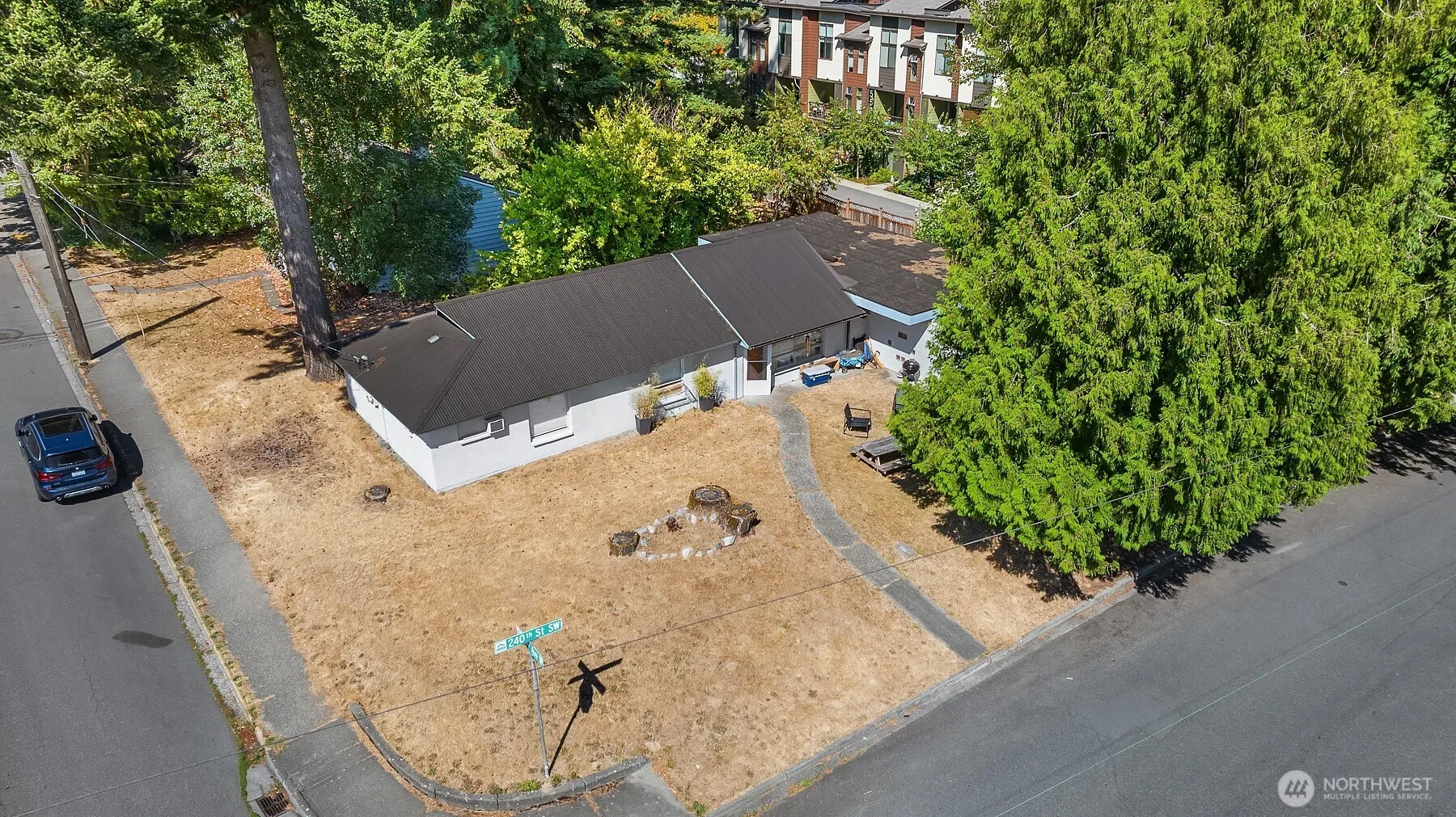 Property photo for 5507 240th Street Sw, Mountlake Terrace photo 4