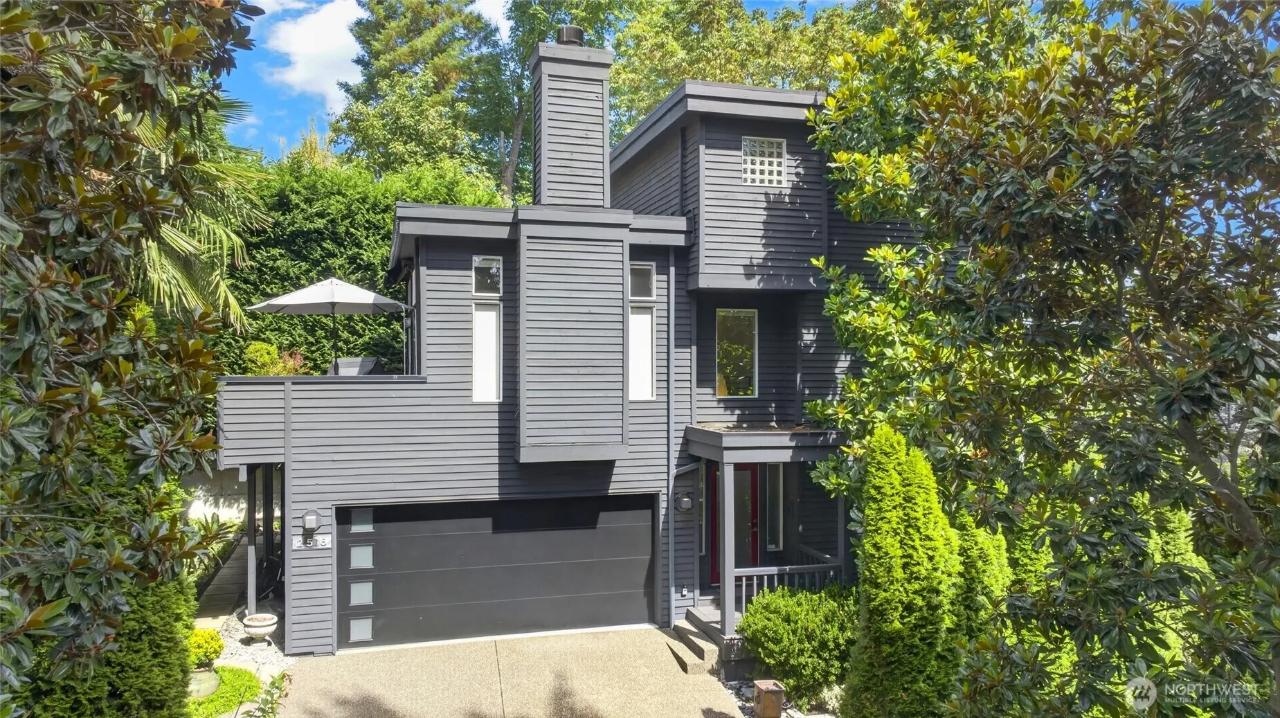 Property photo for 2518 E Roy Street, Seattle photo 2