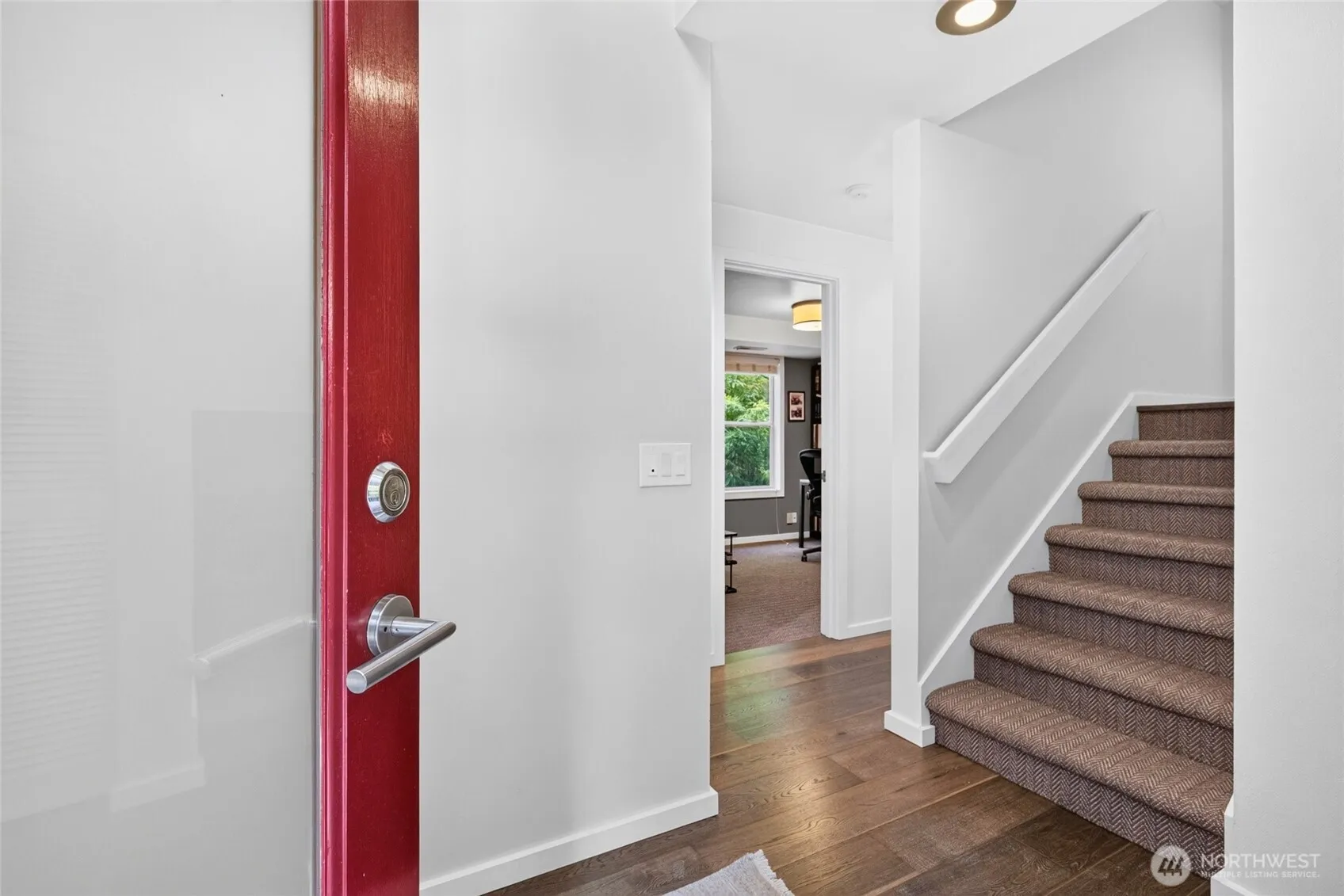 Property photo for 2518 E Roy Street, Seattle photo 4