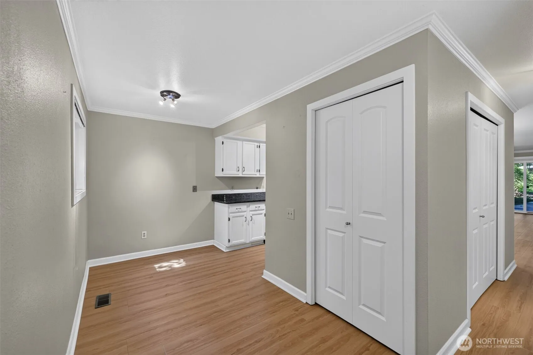 Property photo for 13730 15th Avenue Ne #a102, Seattle photo 3