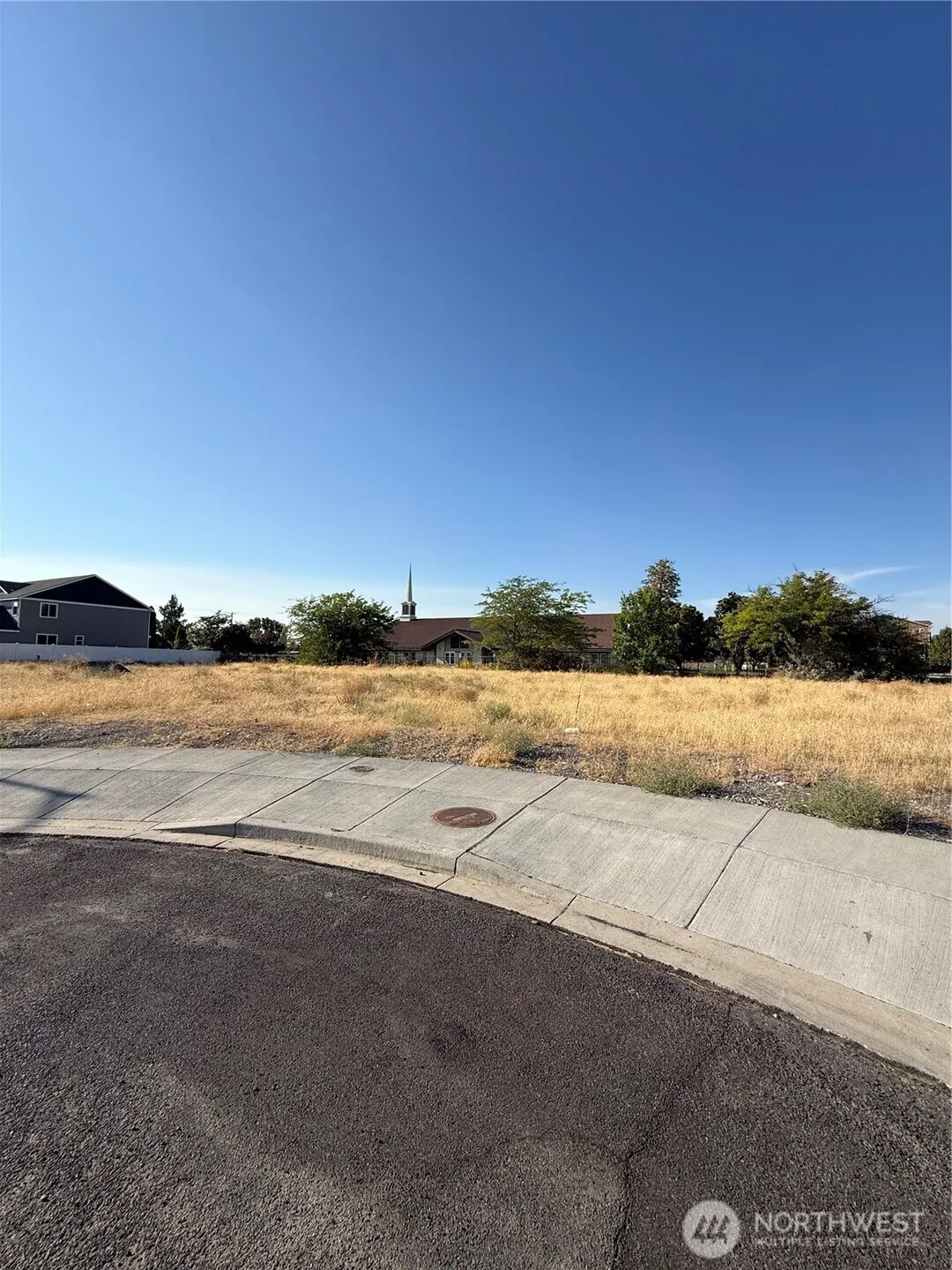 Property photo for 910 W Ted Yao Way, Moses Lake
