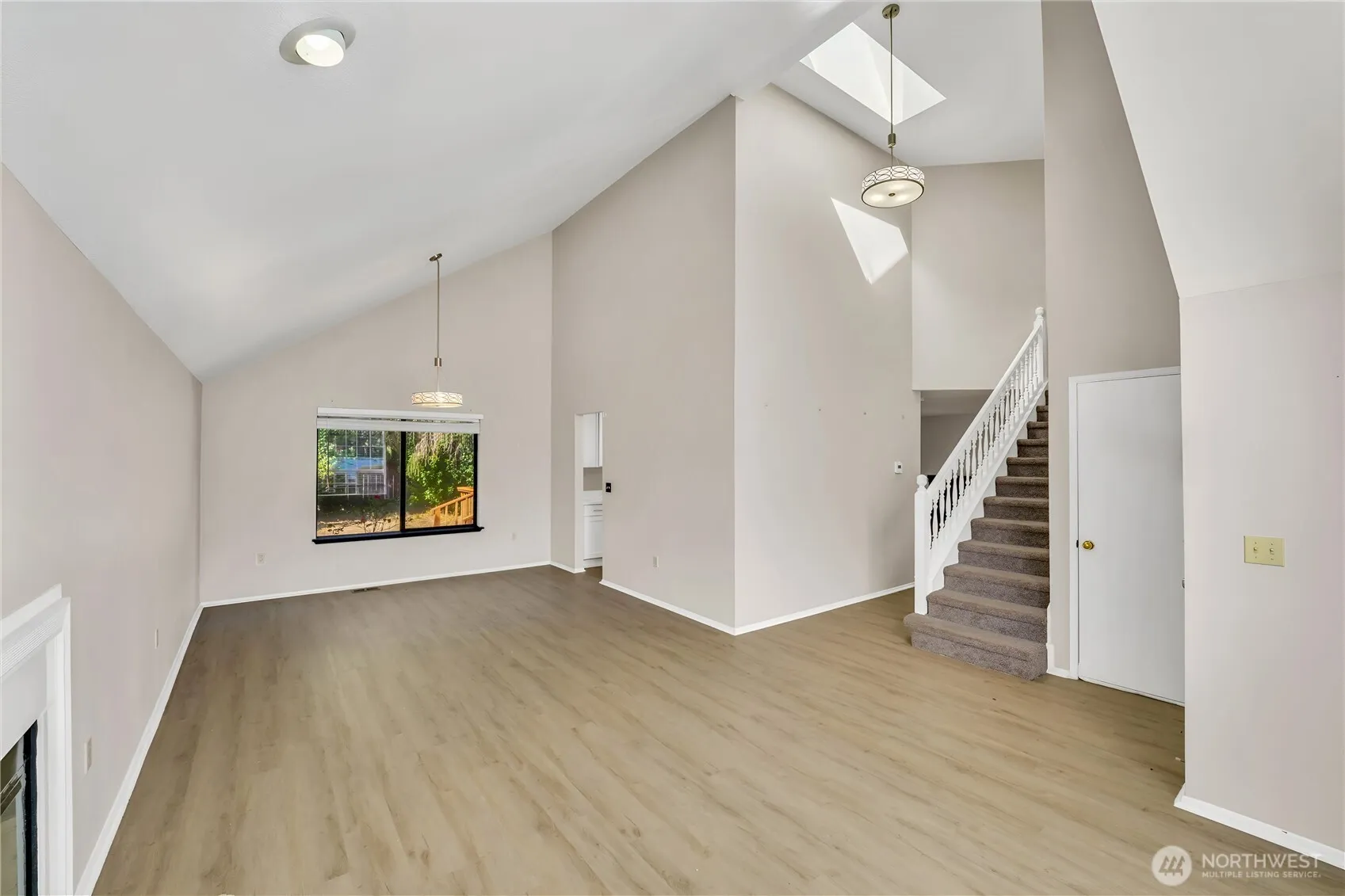 Property photo for 6511 55th Street Ct W, Tacoma photo 4