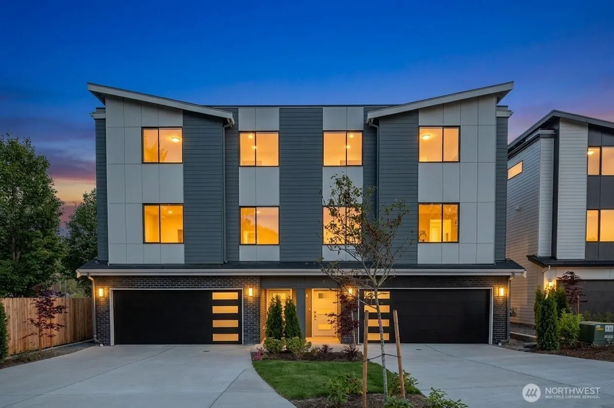 Property photo for 1528 243rd Place Sw #a, Bothell