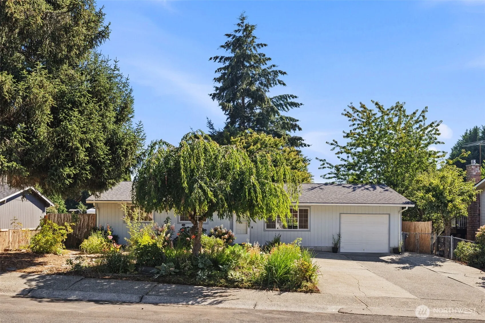 Property photo for 15827 Ne 110th Street, Redmond photo 3