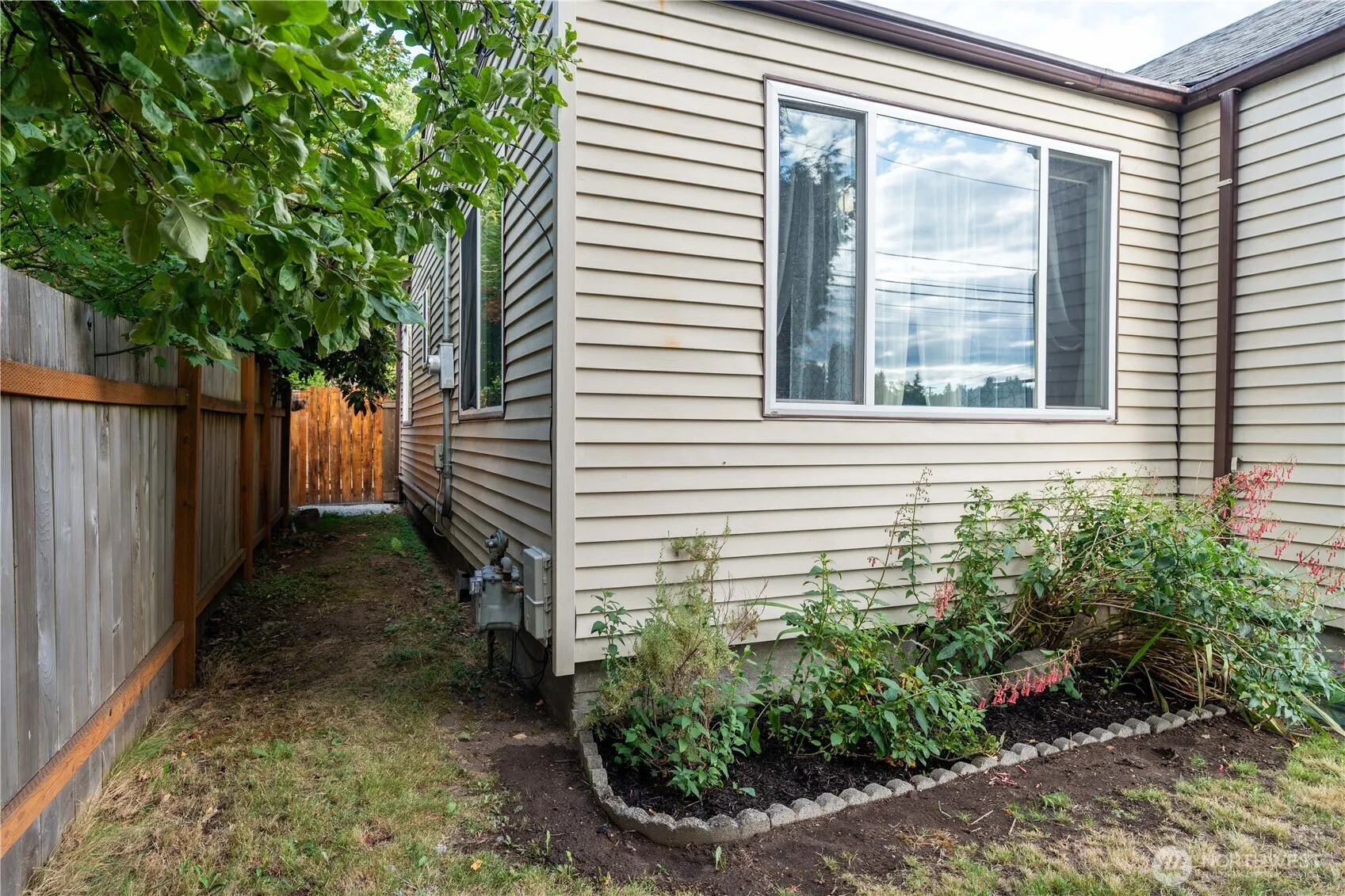 Property photo for 113 12th Street Sw, Puyallup photo 3