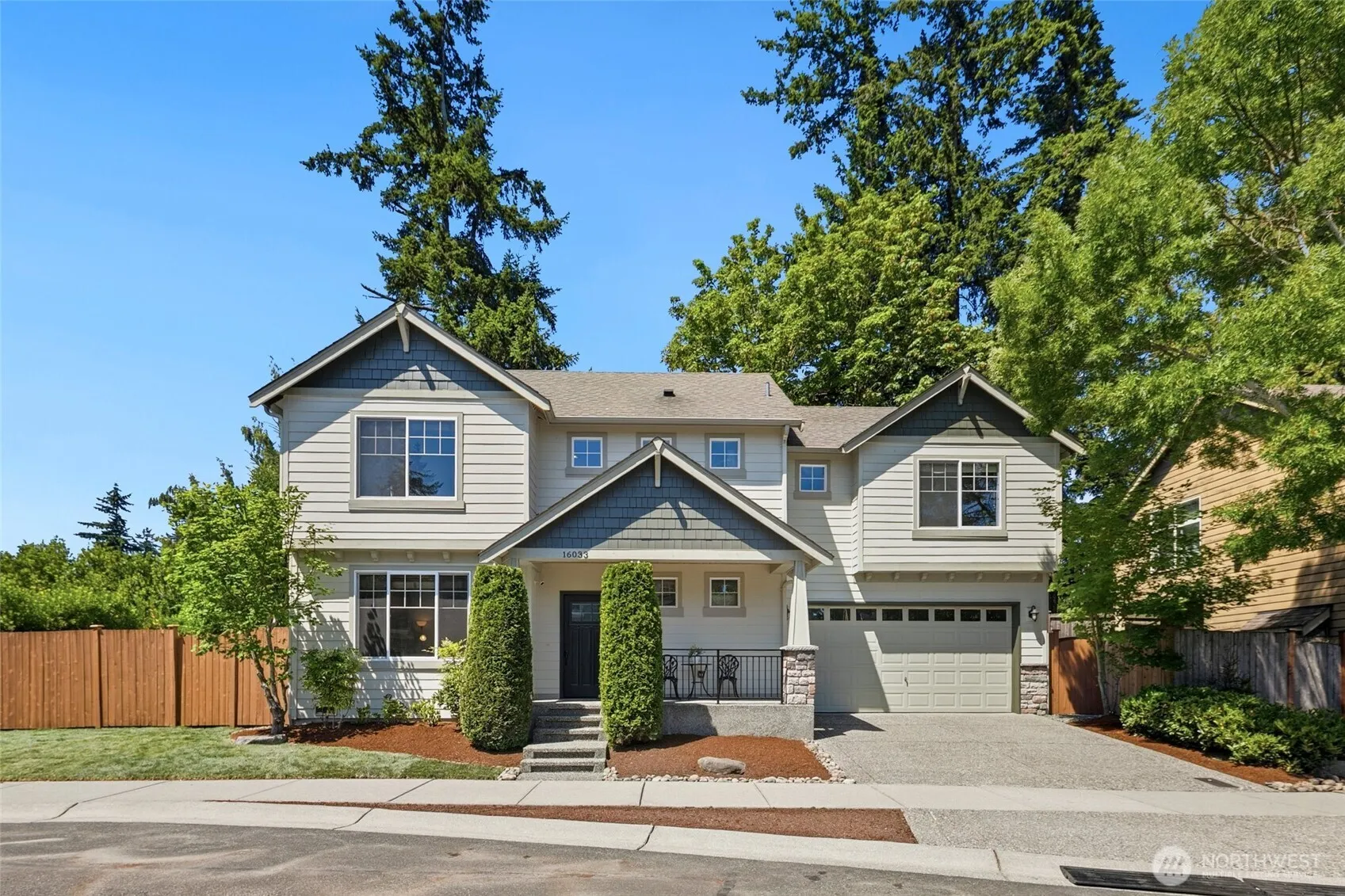 Property photo for 16033 119th Place Ne, Bothell photo 2