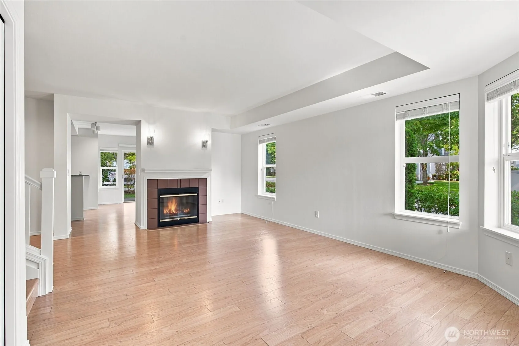 Property photo for 5601 N Grove Drive, Mukilteo photo 4