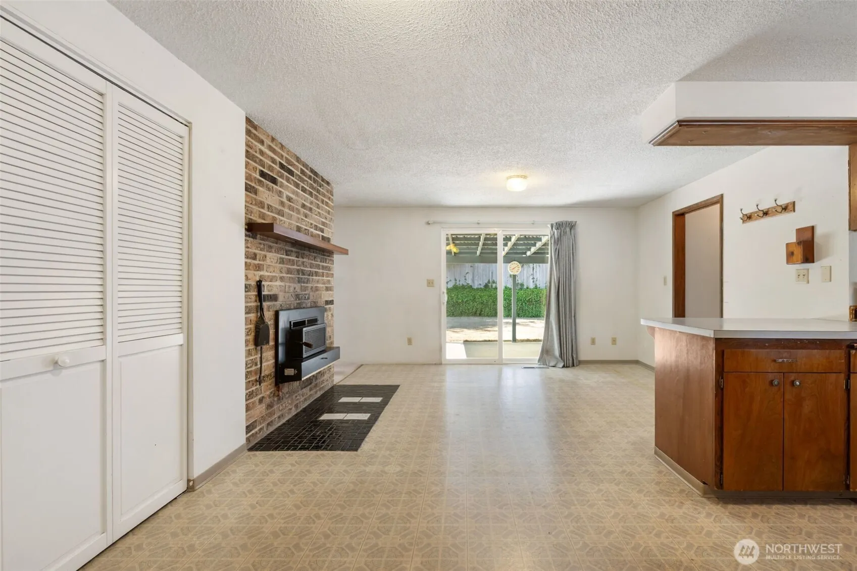 Property photo for 2374 S Flower Avenue, Port Orchard photo 3