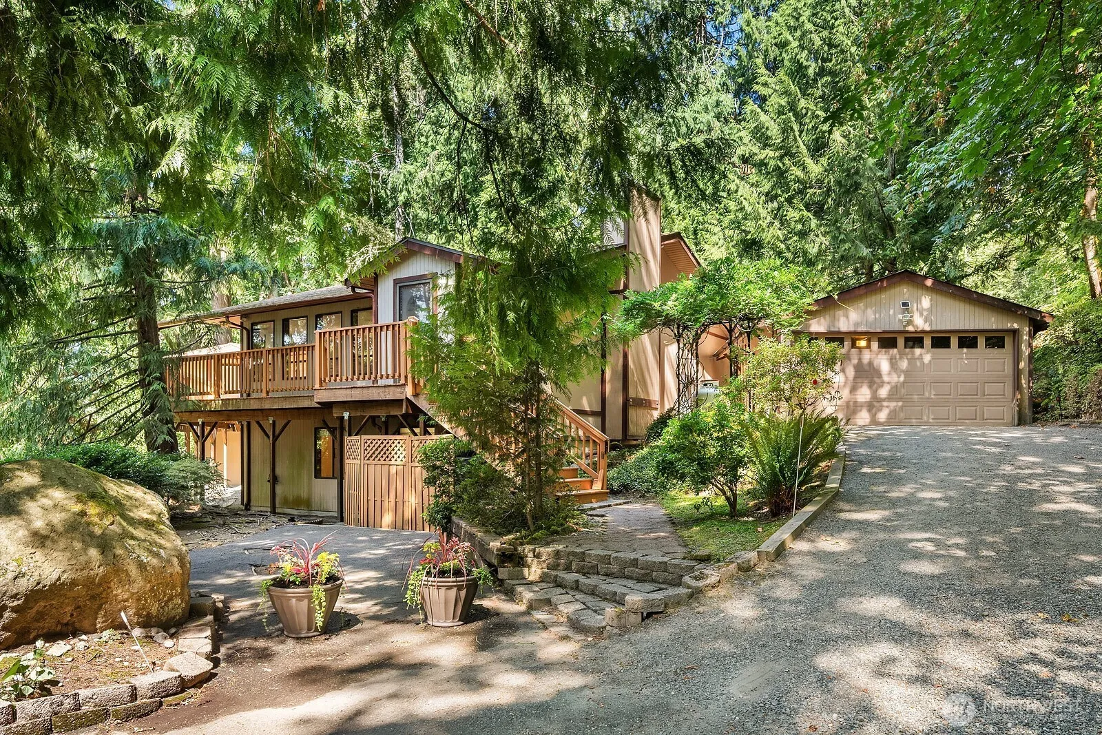 Property photo for 19510 Se May Valley Road, Issaquah