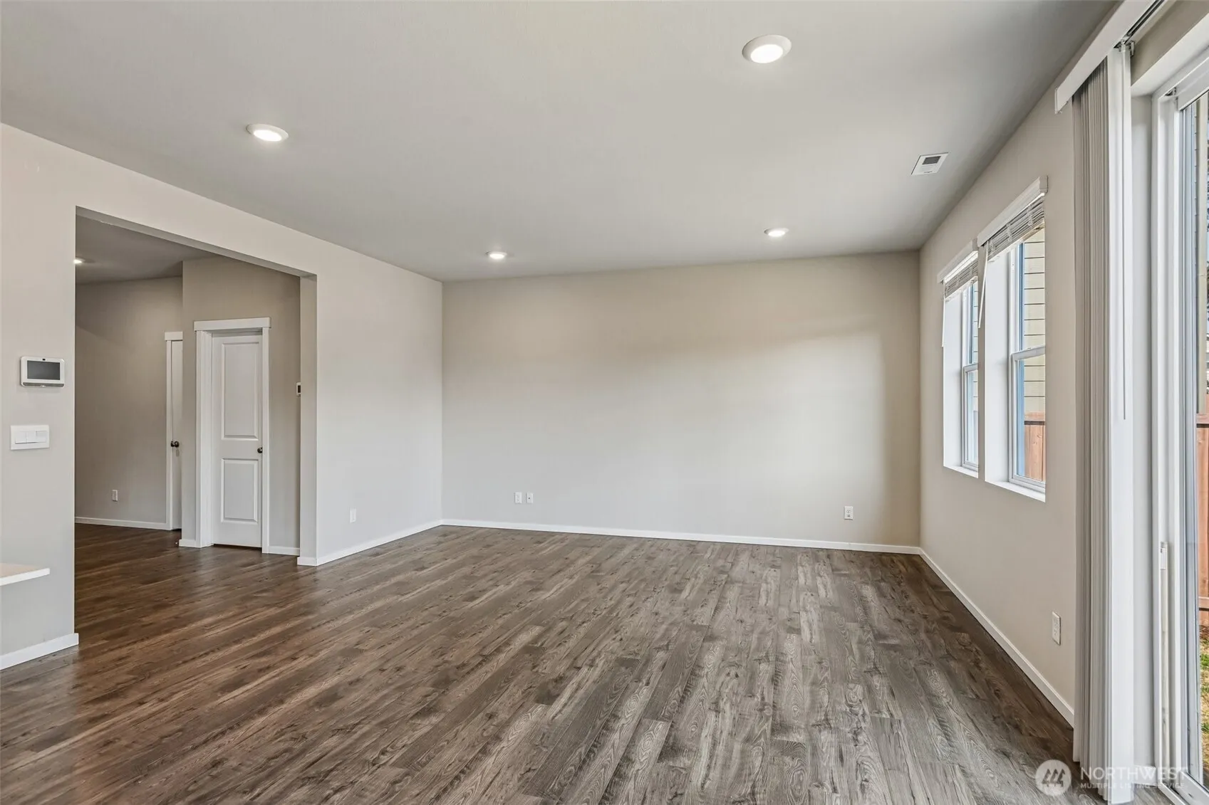 Property photo for 18910 Liberty Ridge Lane E, Puyallup photo 4