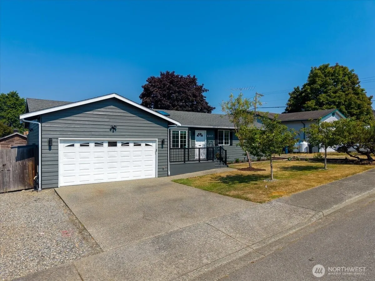 Property photo for 6607 69th Street Ne, Marysville photo 3