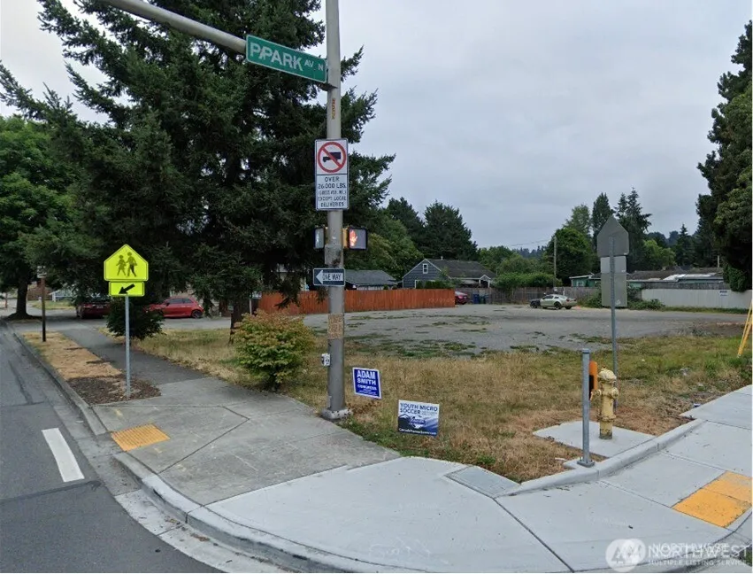 Property photo for 250 Park Avenue N, Renton