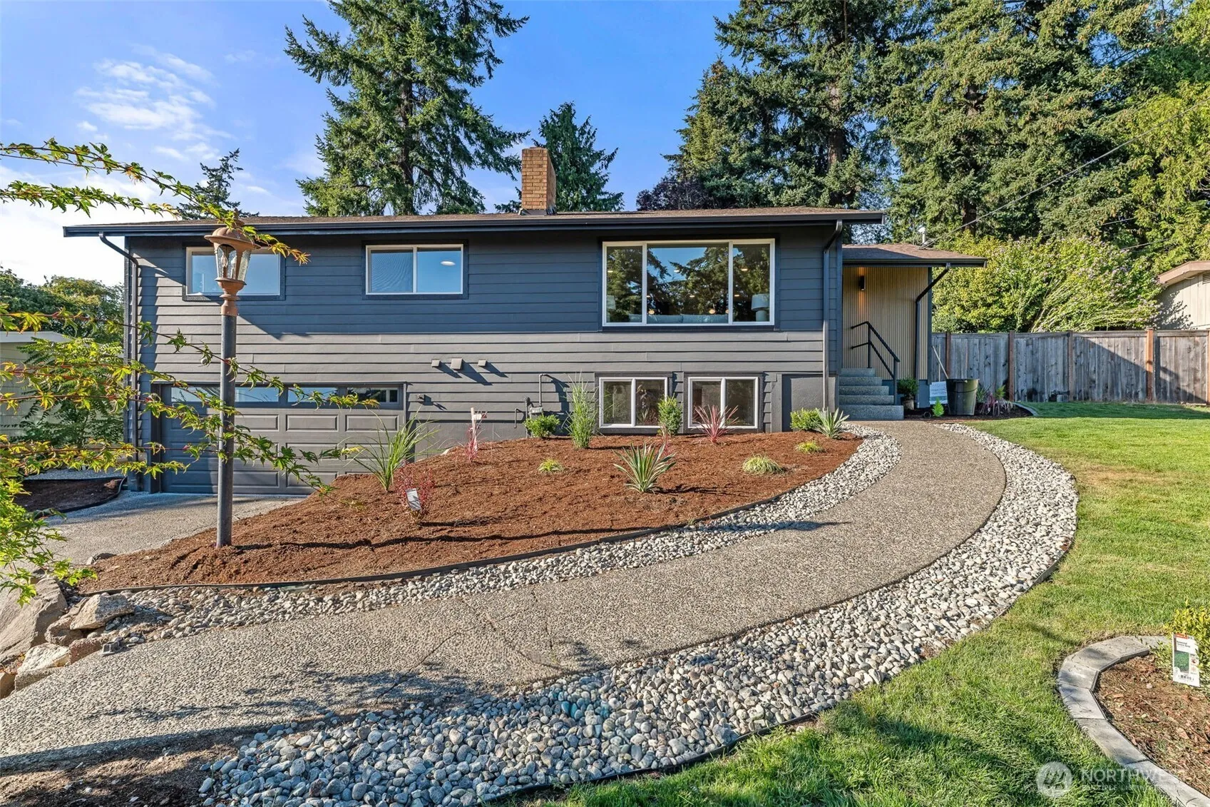 Property photo for 1836 Nw 197th Street, Shoreline photo 2